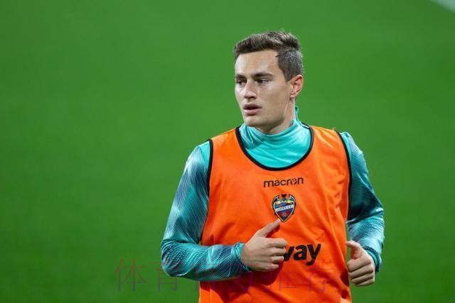 皇马希望回购德弗鲁托斯作为替代巴斯克斯的人选 皇马希望回购德弗鲁托斯作为替代巴斯克斯的人选